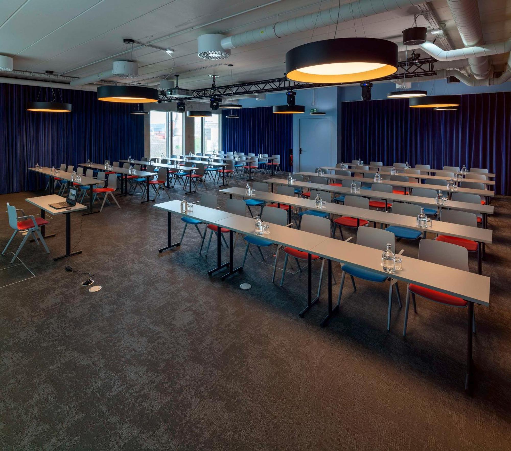 B'Mine Hotel Duesseldorf Екстер'єр фото